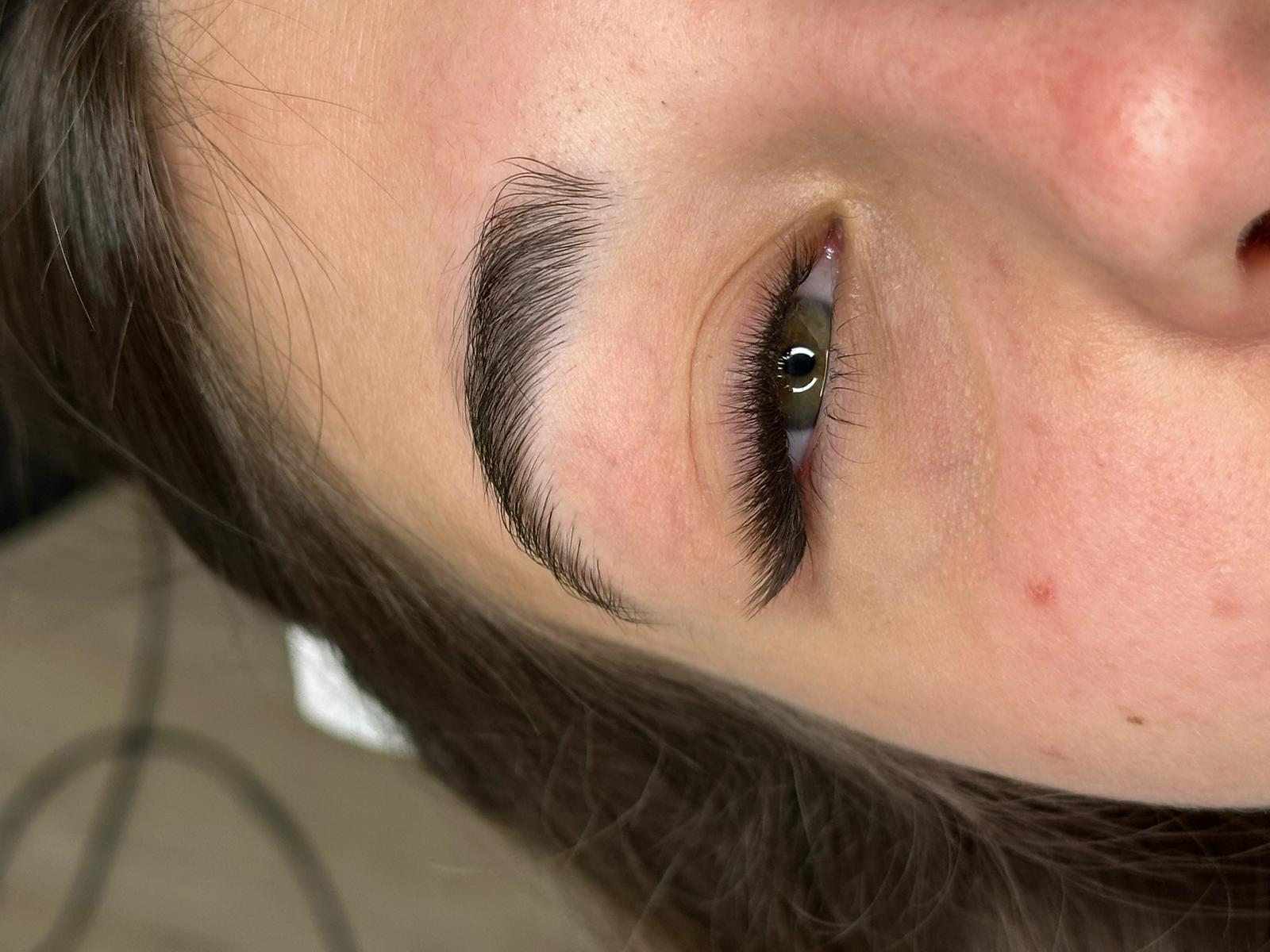 Eyeliner brown